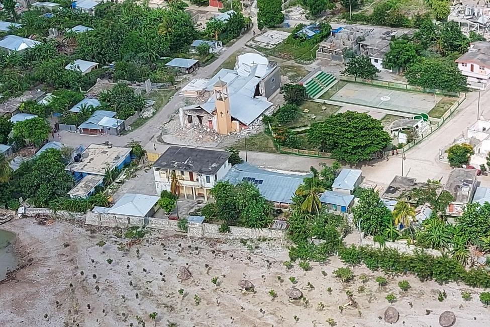 Aerial view of the debris of one of the buildings flattened by the earthquake that struck Haiti. Photo: Federica Cecchet
