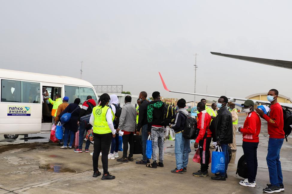 Nigerian migrants arrive safely at the Murtala Muhammed International Airport in Lagos Photo:  IOM / Stylia Kampani