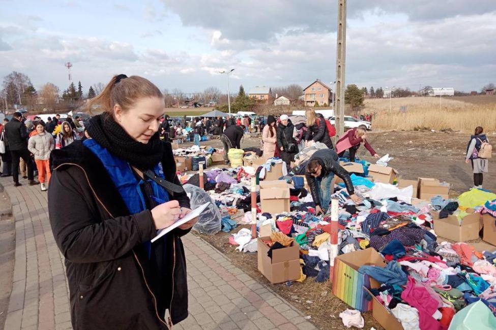 International Organization for Migration´s (IOM) teams in Poland are at the border ready to scale up assistance for people in need, including third-country nationals. Photo: IOM