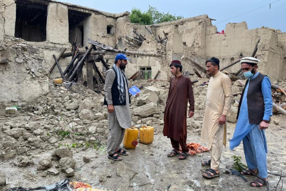 IOM staff in Paktika and Khost Provinces are assessing the needs of families affected by the earthquake and deploying emergency assistance. IOM Afghanistan/2022 